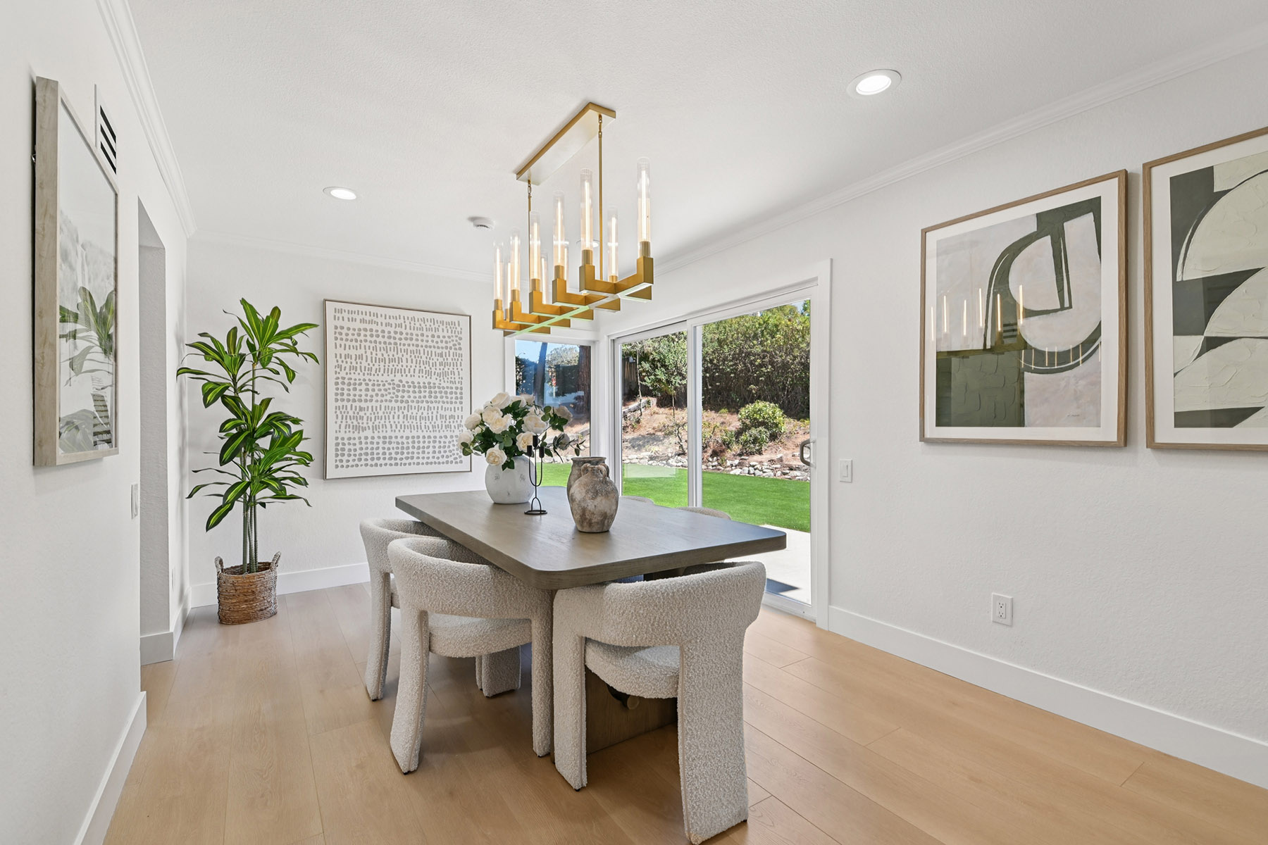 Luxury Property in Los Angeles photographed by Adrian