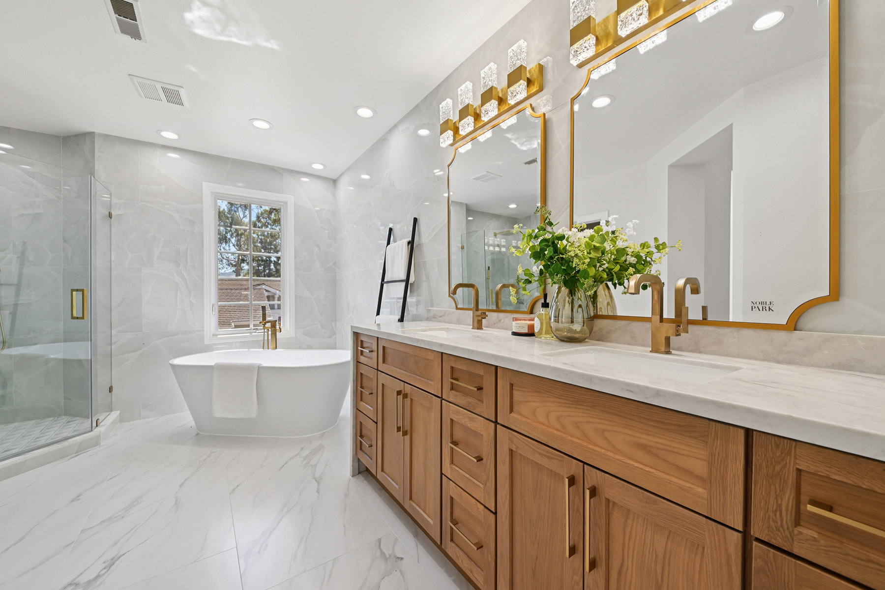 Luxury Property in Los Angeles photographed by Adrian